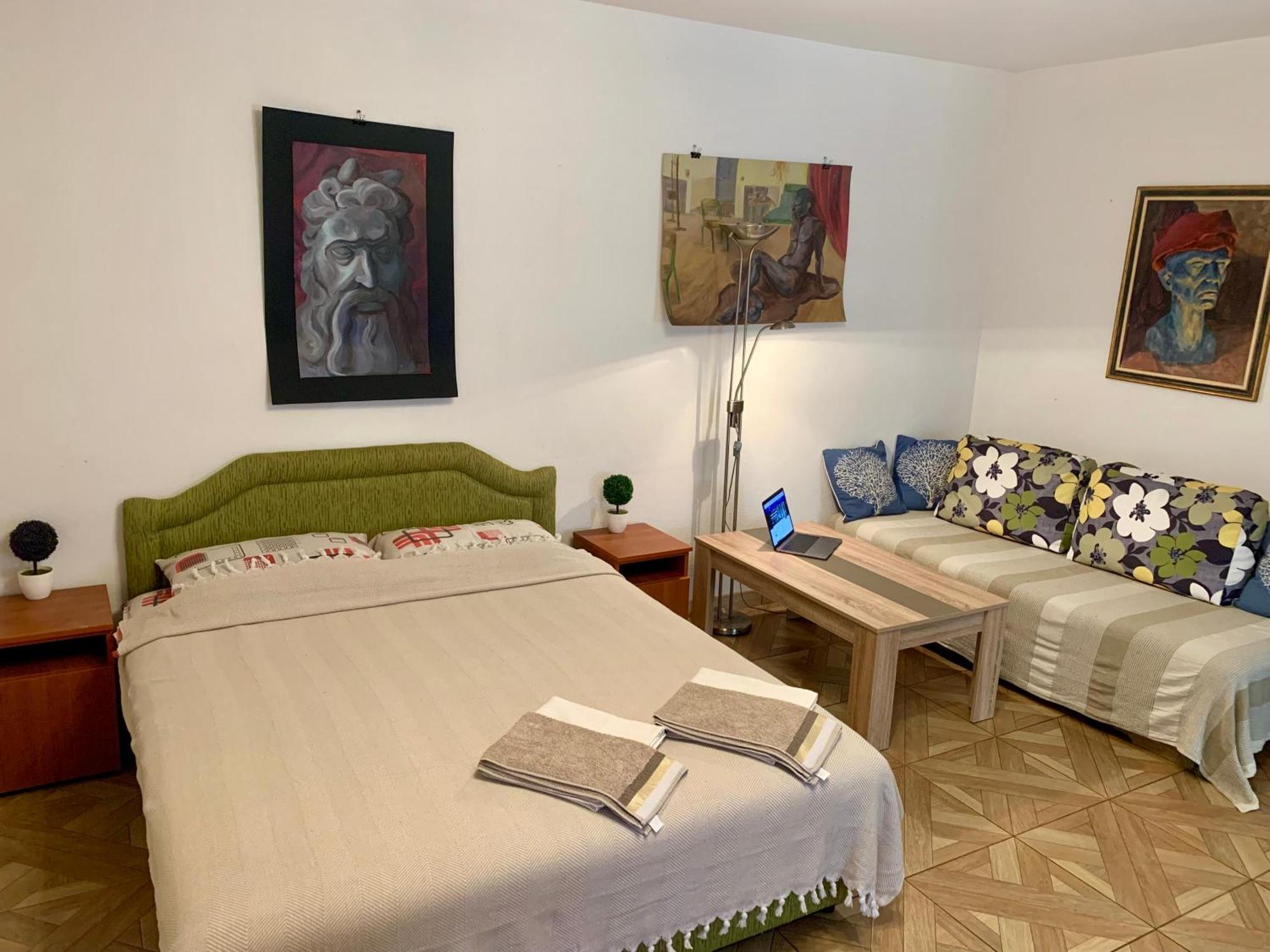 Axenia Hotel 尤塔哈 外观 照片