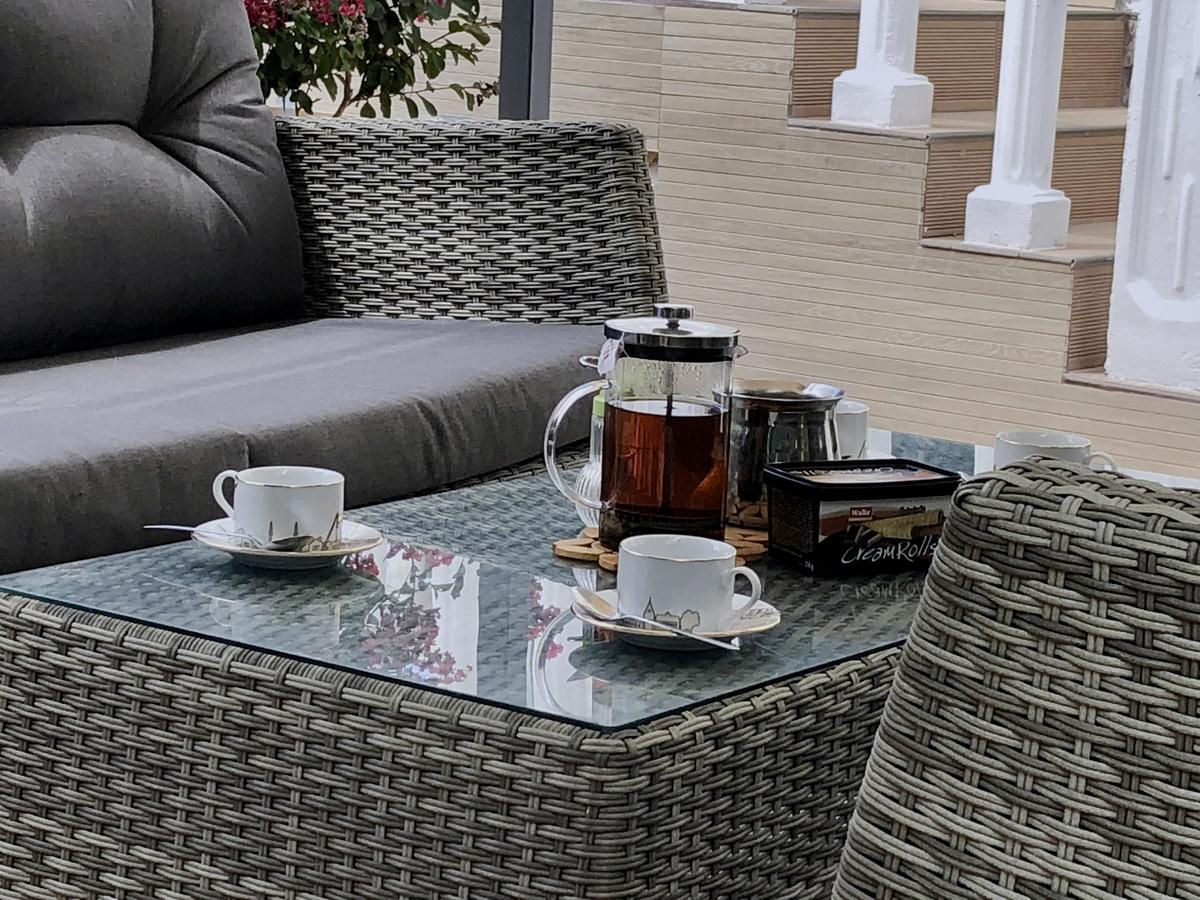 Axenia Hotel 尤塔哈 外观 照片